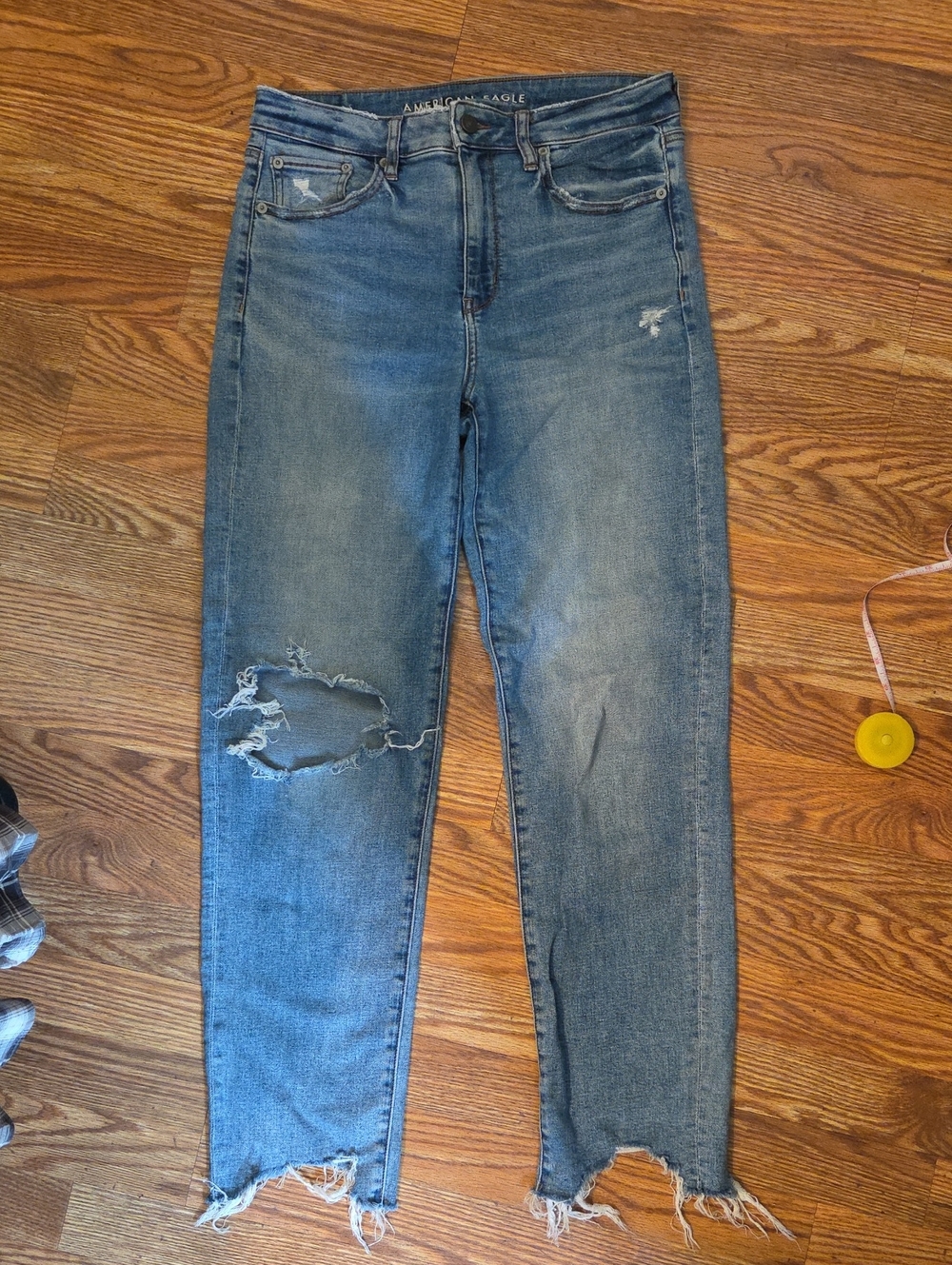 American Eagle Slim Straight Super Stretch Crop Jeans